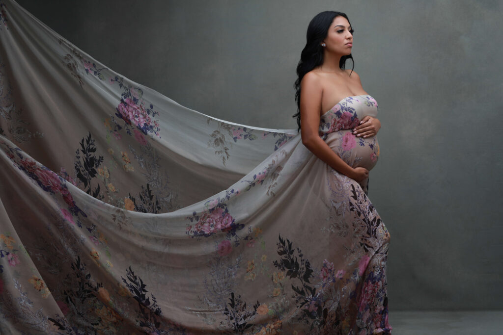 silk flowy fabrics in maternity photoshoot